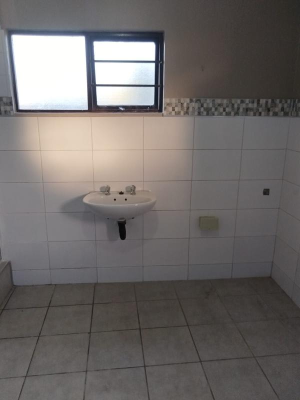 To Let 2 Bedroom Property for Rent in Gonubie Eastern Cape